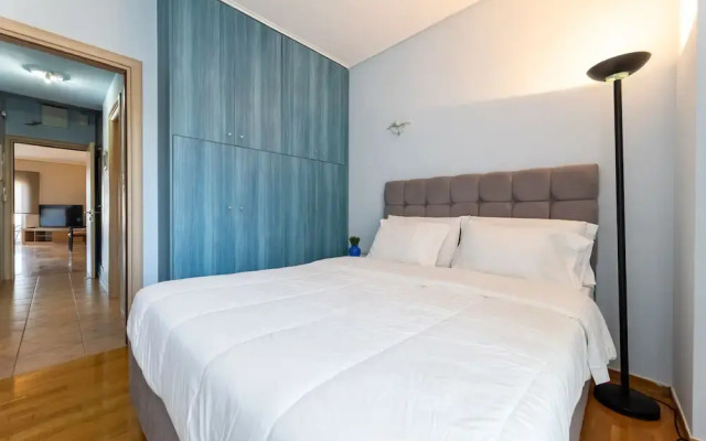 Petralona Dazzling top Floor 2BD AP