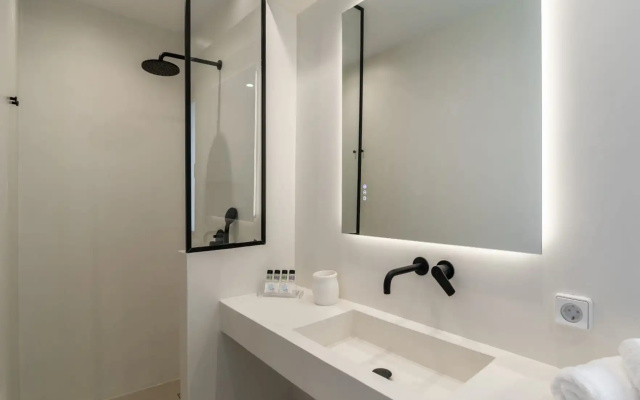 Aloni Suites Pollonia