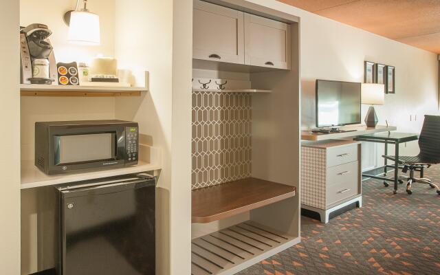 Holiday Inn Pensacola - University Area by IHG