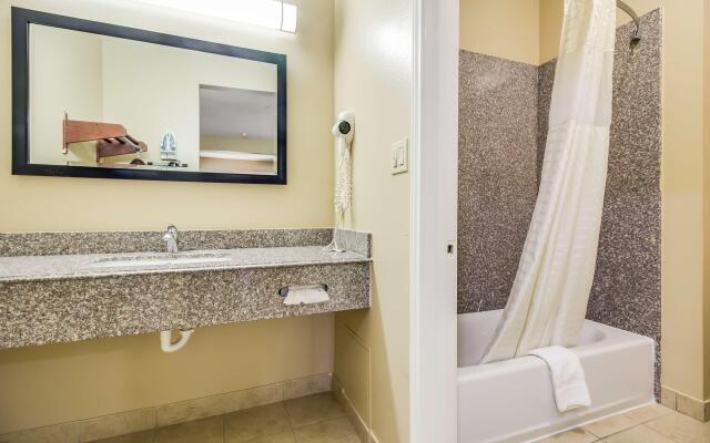 B&B HOTEL Essen-Hbf