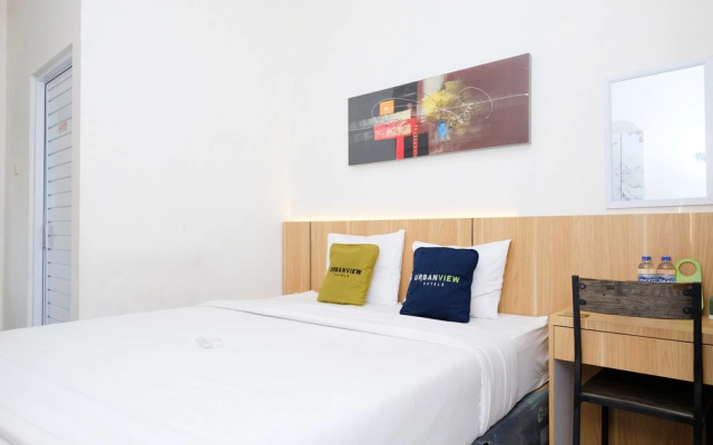 Urbanview Hotel Syariah Astungkara Space Sleman by RedDoorz – Guest Rooms – Sleman
