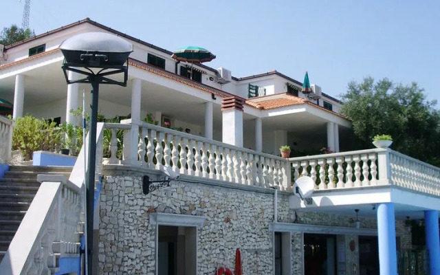 Villaggio Turistico Il Falco