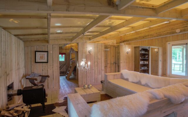Modern Holiday Home in Oeffelt with Sauna