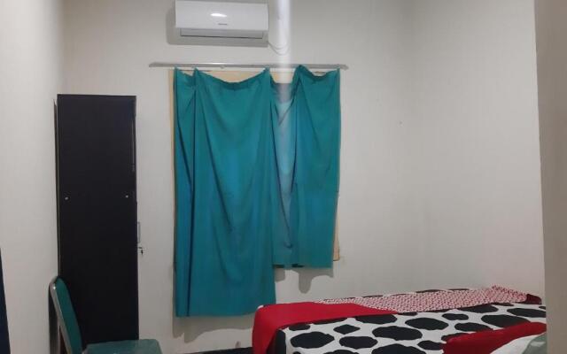 OYO 3449 Putri Garuda Syariah