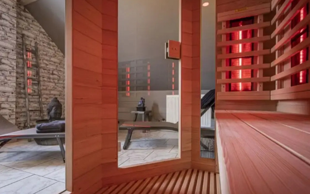 Spacious Mansion in Waimes With Sauna