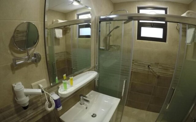 Virginia Hotel Suites