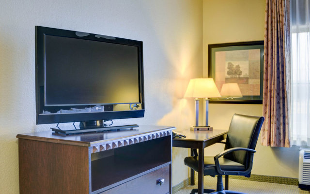 Comfort Inn & Suites