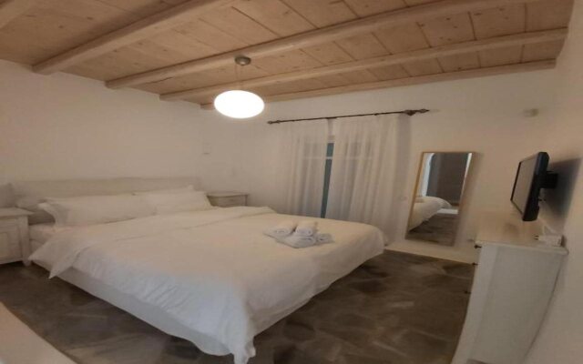 White Rock Suites & Villas