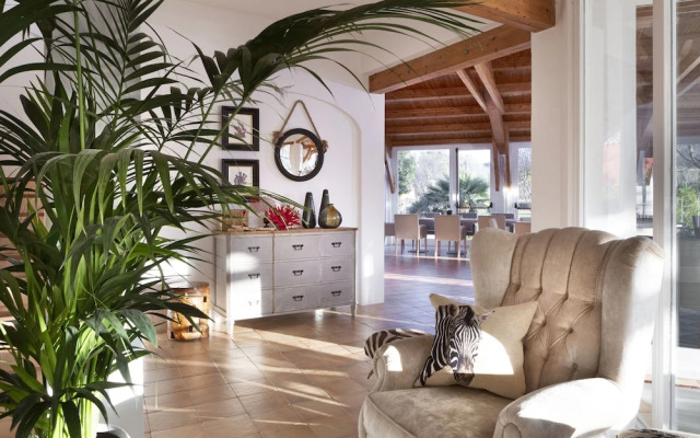 Li Neuli Country Club