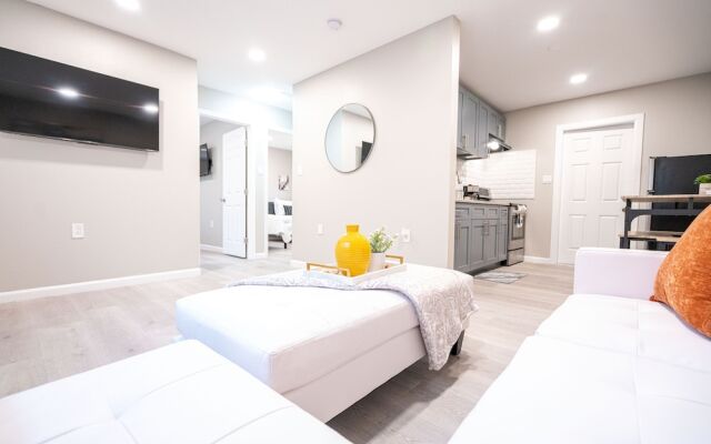 University Serenity Suites 14th