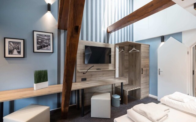 Oldtown Studios by dasPaul