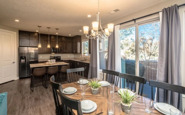 Entrada 590 4 Bedroom Townhouse