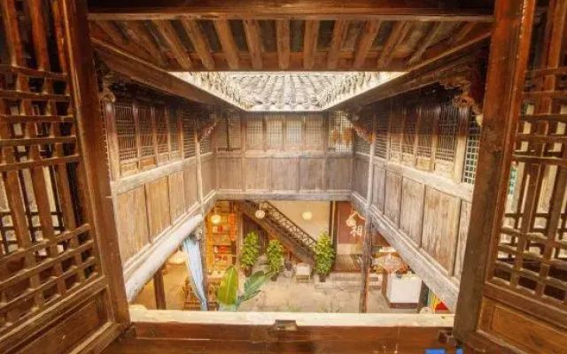 Lanxi Jiezi college fine bed and breakfast