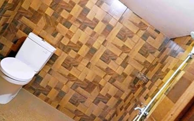 Penginapan Muslim Yuni INN