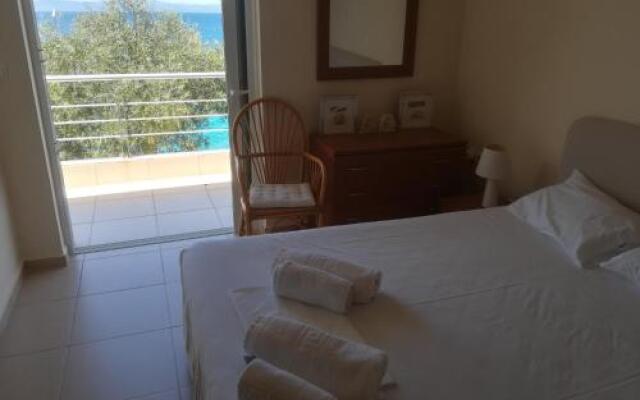 Palaiohora Avias Apartments