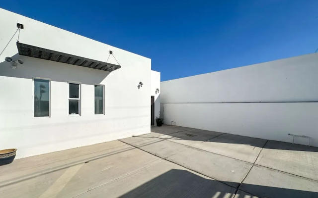 Town Shore Escape 3BR Haven