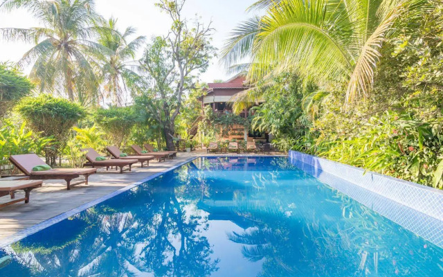 Sambor Village Hotel