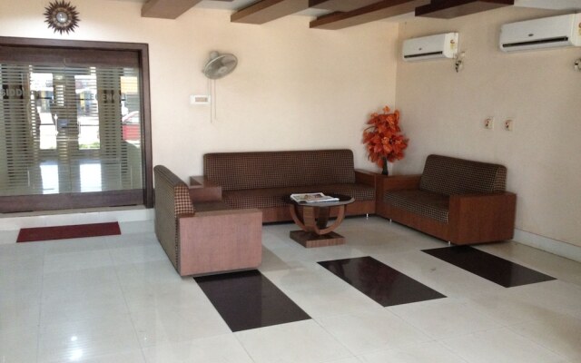 Hotel Siddharth Regency