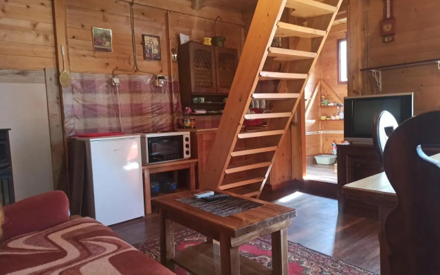 Big and Little Heaven Apartments