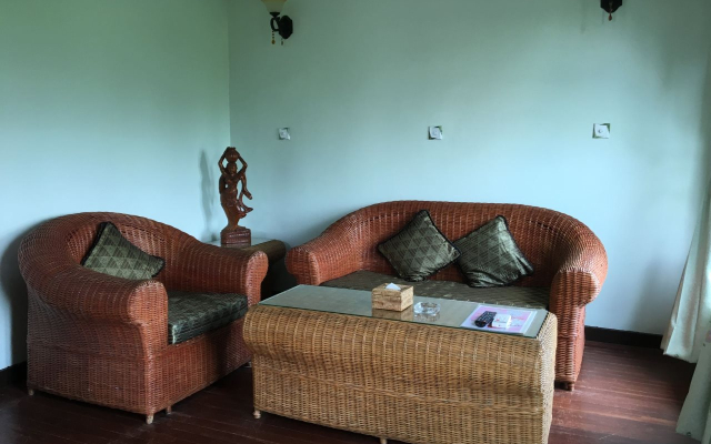 Attran Hotel