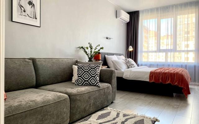 Девушка и Журавль