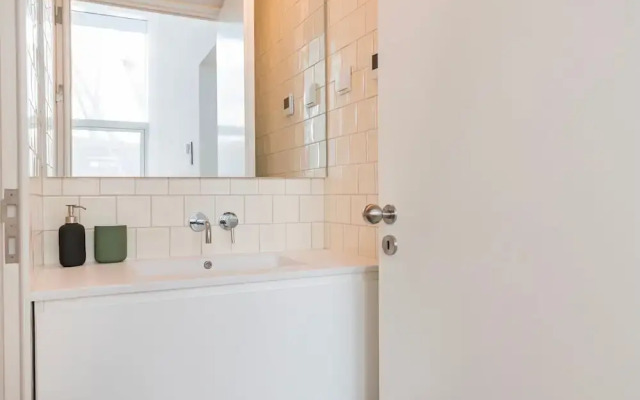 Lisbon'S Elite A Stylish & Modern Studio W Patio