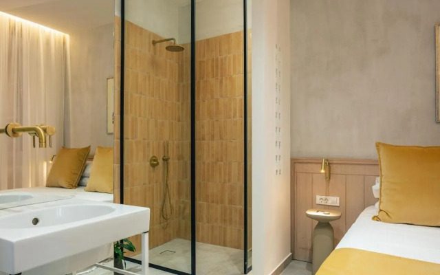 CASA DI GEORGIOS LUXURY SUITES intertrip