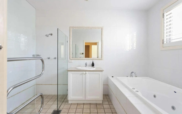 Bannister Head Brilliance