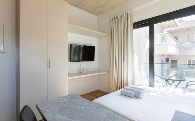 Yamas Urban Living Spiridonons