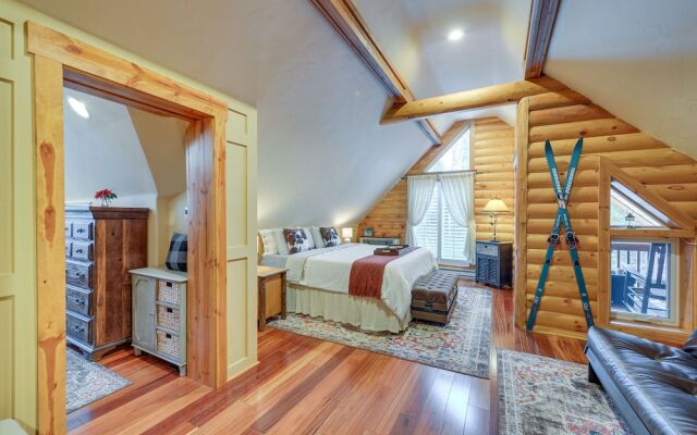 Dreamy Alpine Cabin w/ Hot Tub, Fireplace & More!