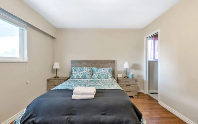 Orchid House near Vancouver YVR Airport