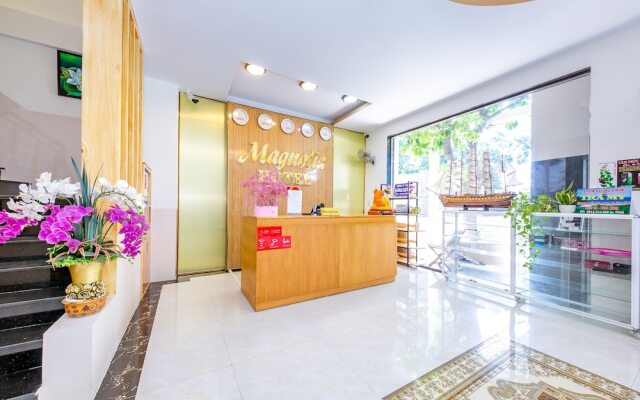 Oyo 590 Magnolia Cam Ranh