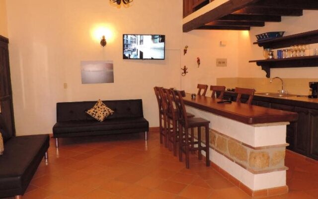 Hotel Aparta Suite La Montaña