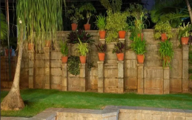 Vinnca LRN Excellency, Salem