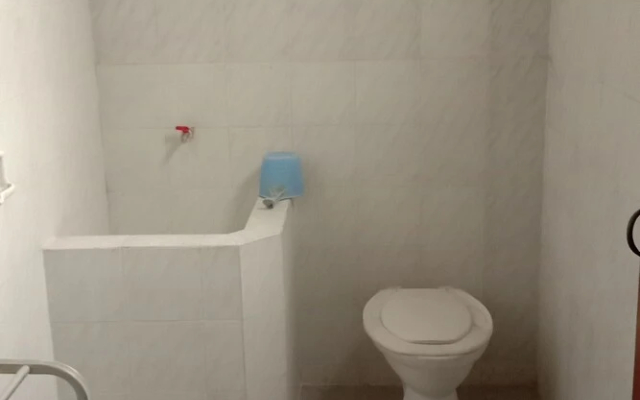 Hotel Trihadhi by OYO Rooms