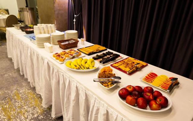 Karpalas City Hotel & Spa