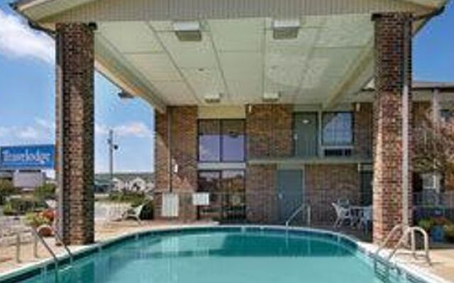 Travelodge Bentonville