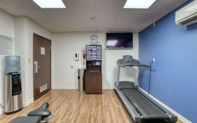 Comfort Suites Appleton Airport