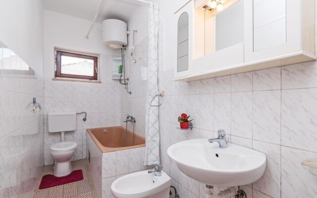 Beautiful Home in Vrsi With 4 Bedrooms, Wifi and Outdoor Swimming Pool