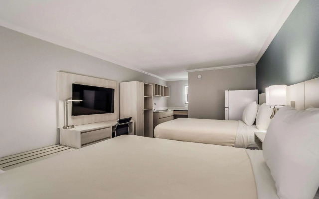 MainStay Suites