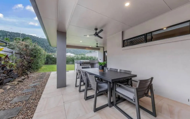 Airlie Beach Home