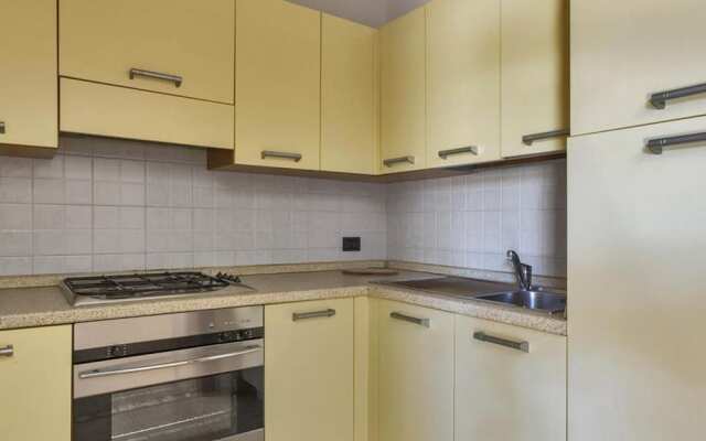 1070 Girasole Trilo 2 by Barbarhouse