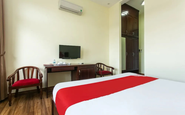 King Garden Hotel by OYO Rooms