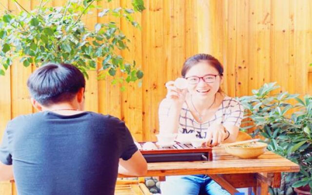 Fenghuang Shanjianxishui Courtyard Inn