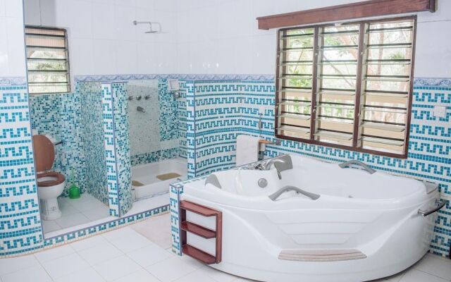 Kijani Cottages Diani
