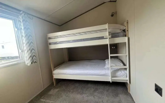 Flagshipsite-caravan-sleeps7-fast Internet