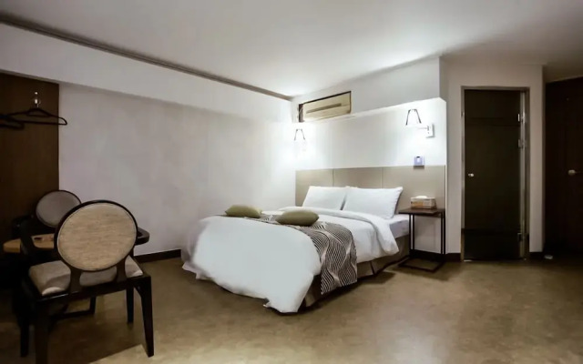 Yeoju Reverse Hotel