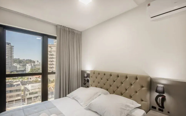 MHFA Studios em Prédio Luxuoso Vista Mar