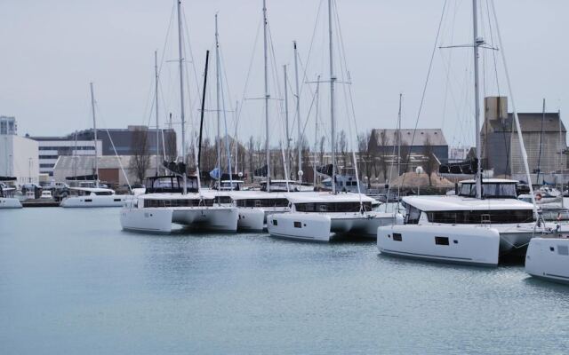 Catacruises