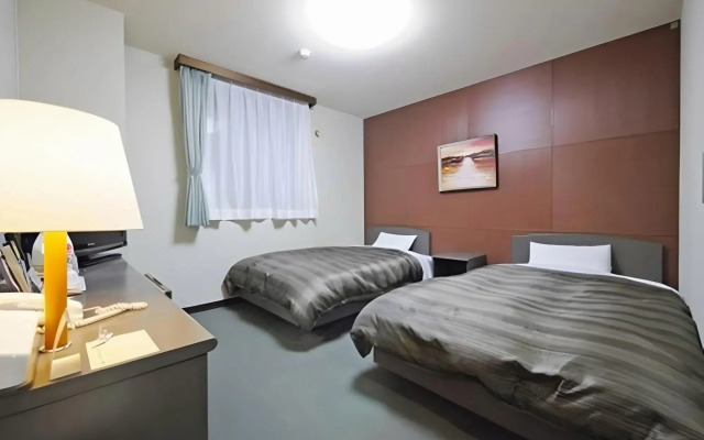 Hotel Route-Inn Court Nirasaki